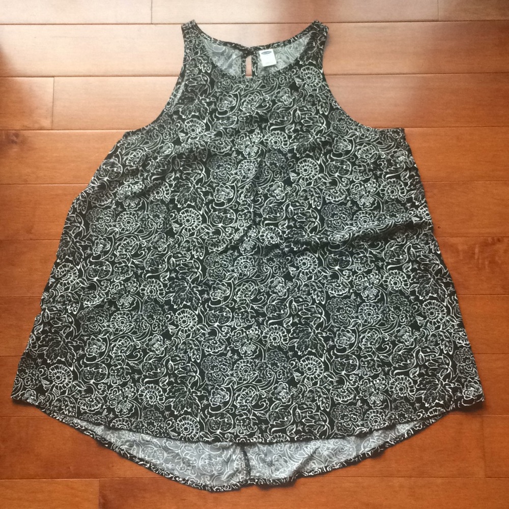 Old Navy tank